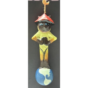 Folk Art Namaste Zen Cat Ornament Standing World Ball Plaster Hand Painted Read